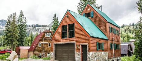 Exterior of Cabin in Summer