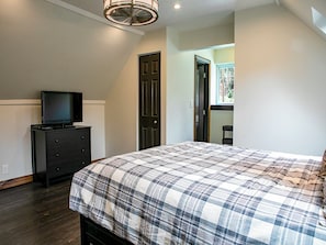 Top Floor Bedroom Suite