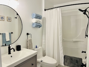 Main level full bathroom