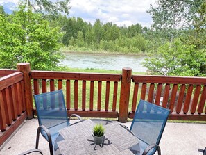 Elk River l Steps Away