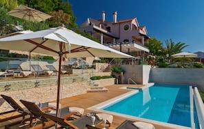 pool