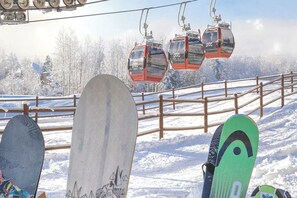 Snow and ski sports