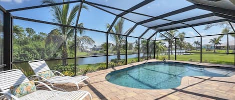 The perfect Florida vacation home- near the beach, your own pool, access to the canal waters of South Gulf Cove