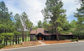 Located on Aspen's private golf course, nestled among tall pines. 