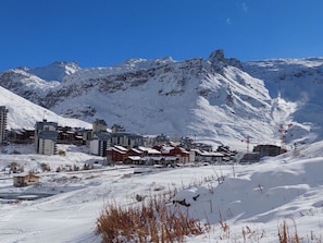 Himmel, Schnee, Berg, Pflanze, Steigung, Natürliche Landschaft, Landschaft, Glazialmorphologie, Einfrieren, Bergforms