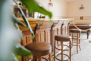 Bar (in der Unterkunft)