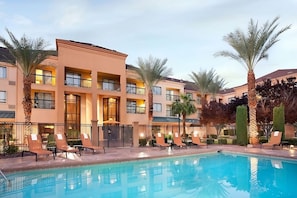 Outdoor swimming pool