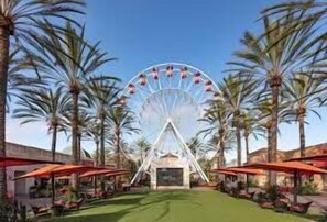 Irvine Spectrum Center,