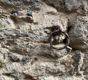 Casa Emma_façade/anneau pour cheval