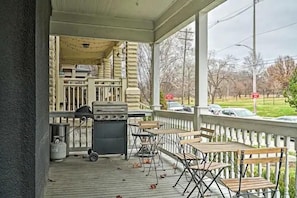 Short-term rentals Columbus Ohio; Close to Short North, downtown, Ohio Stadium, Ohio State Convention Center, and highways.