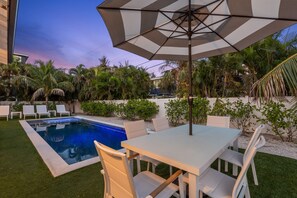 Poolside Dining Area
