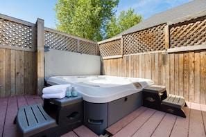 Private Hot Tub | Walk-out access from main floor primary bedroom