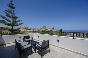 Beautiful villa, Private pool,Near tavern & minimarket,Maroulas,Rethymno,Crete