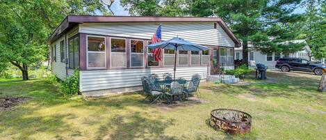 Shawano Vacation Rental | 3BR | 1BA | Stairs Required | 1,200 Sq Ft