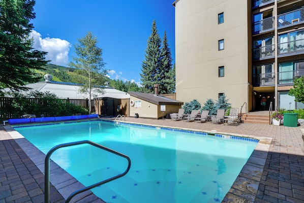 Vail Vacation Rental | 2BR | 1BA | 900 Sq Ft | Step-Free Access