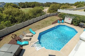 Private Pool: open mid-May to Oct. 1