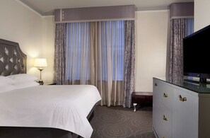 Unit with King size bed