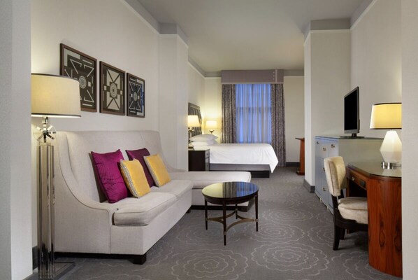 Unit with King size bed