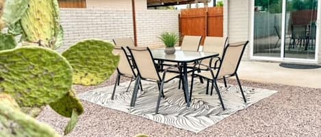 Outdoor dining