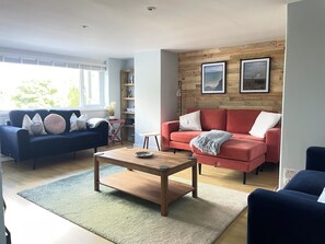 Main Lounge