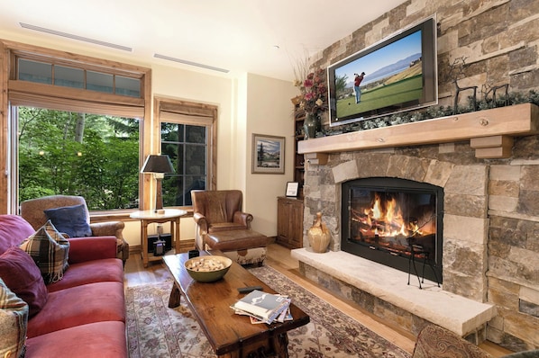 B107 Beaver Creek Landing - a SkyRun Beaver Creek Property - Wood Burning Fireplace 