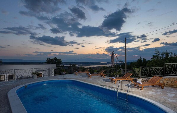 pool
