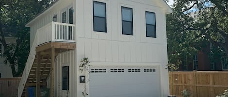 Exterior of Carriage House Apartment