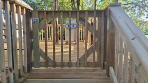 Sturdy gate to keep kids or pets safely on the deck