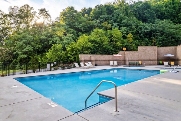 Community Pool open from Memorial Day to Labor Day weekend