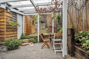 You can step outside and catch some sunny rays in the backyard, or enjoy your morning coffee in the undercover courtyard. 