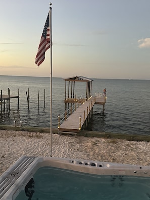 Beach/ocean view