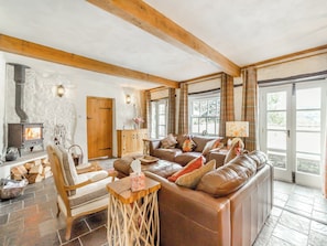 Living room | The Coach House - Dan Y Graig, Crickhowell