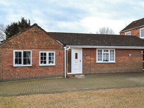 Exterior | Swallow Lodge, Horncastle