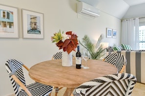 Dining table with seating for 4.