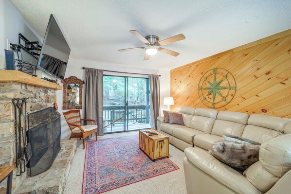 Beech Mountain Vacation Rental | 2BR | 2BA | Stairs Required to Enter