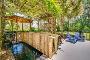 Pool | Area | Gazebo