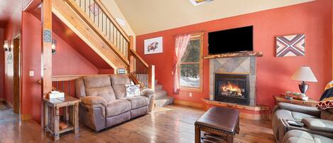 Relax after an exciting day in front of the gas fireplace.