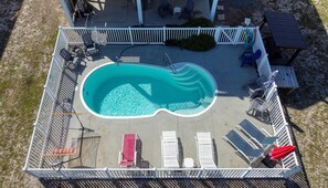 Heated pool