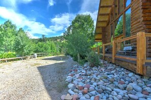 View of Golden LeGrande Lodge