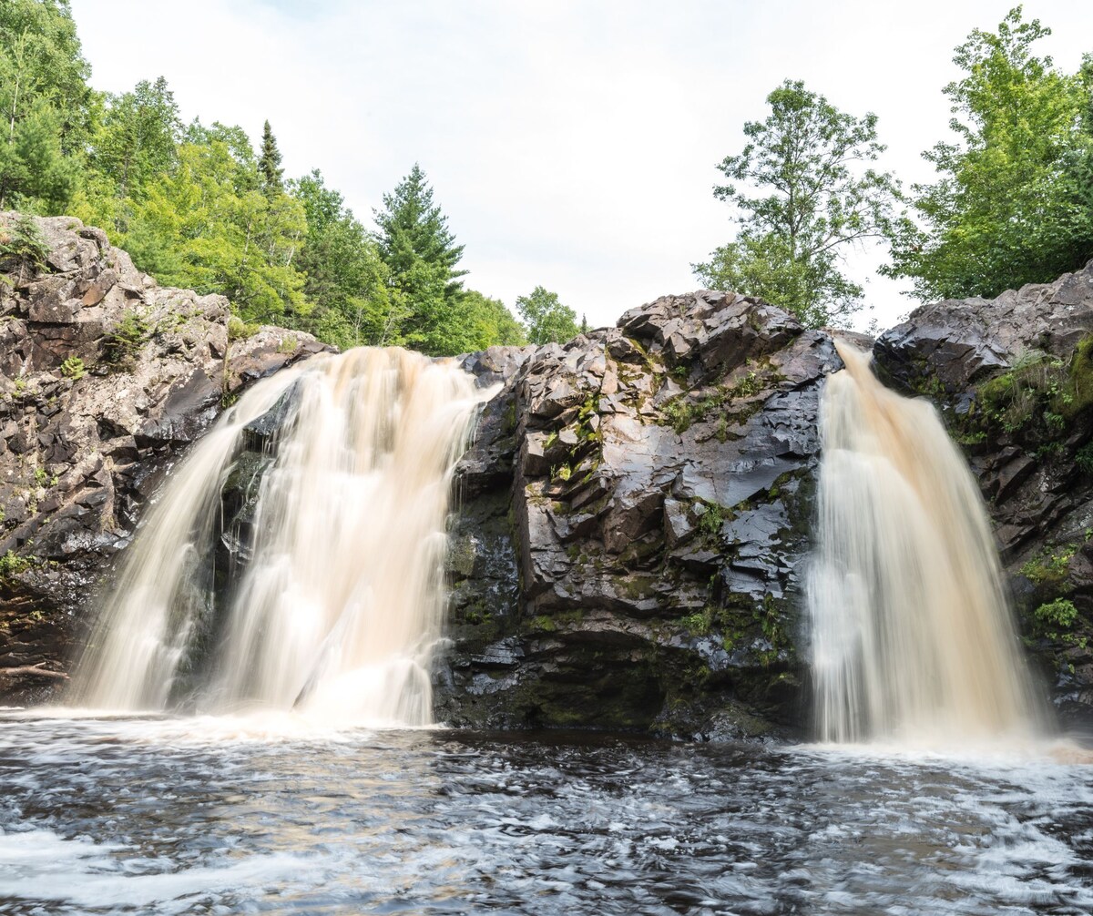 Idyllic retreat near the Incline, nestled in Manitou’s breathtaking landscapes.