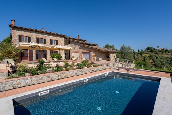 Swimming Pool, Estate, Water Feature, Villa, Flagstone, Eco Hotel, Farmhouse