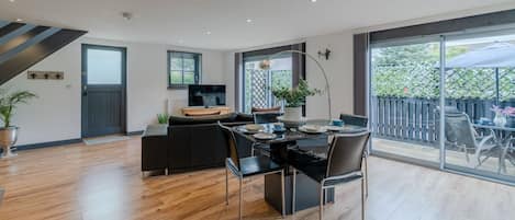 Open-plan Living Area, Timber Lodge, Bolthole Retreats