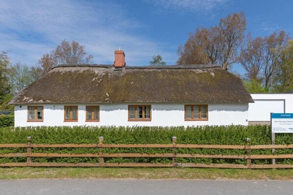 Holiday Home Exterior [summer]