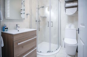 Brynach - 1 Bedroom - St Ishmael's (20936)