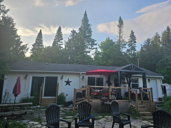 Front view of Bigg Cottage!!