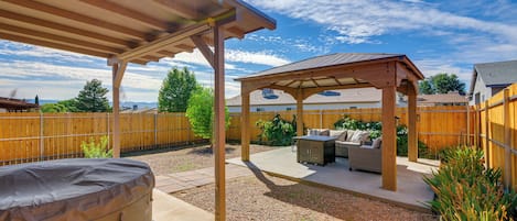 Prescott Valley Vacation Rental | 2BR | 2BA | 1,036 Sq Ft | 1 Step to Enter