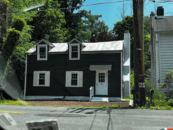 Main Image