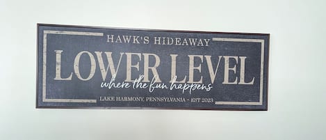 Welcome to Hawks Hideaway