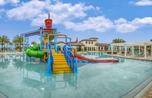 The splash pad offers endless fun for children with many features and a safe play area.