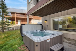 Bain à remous extérieur